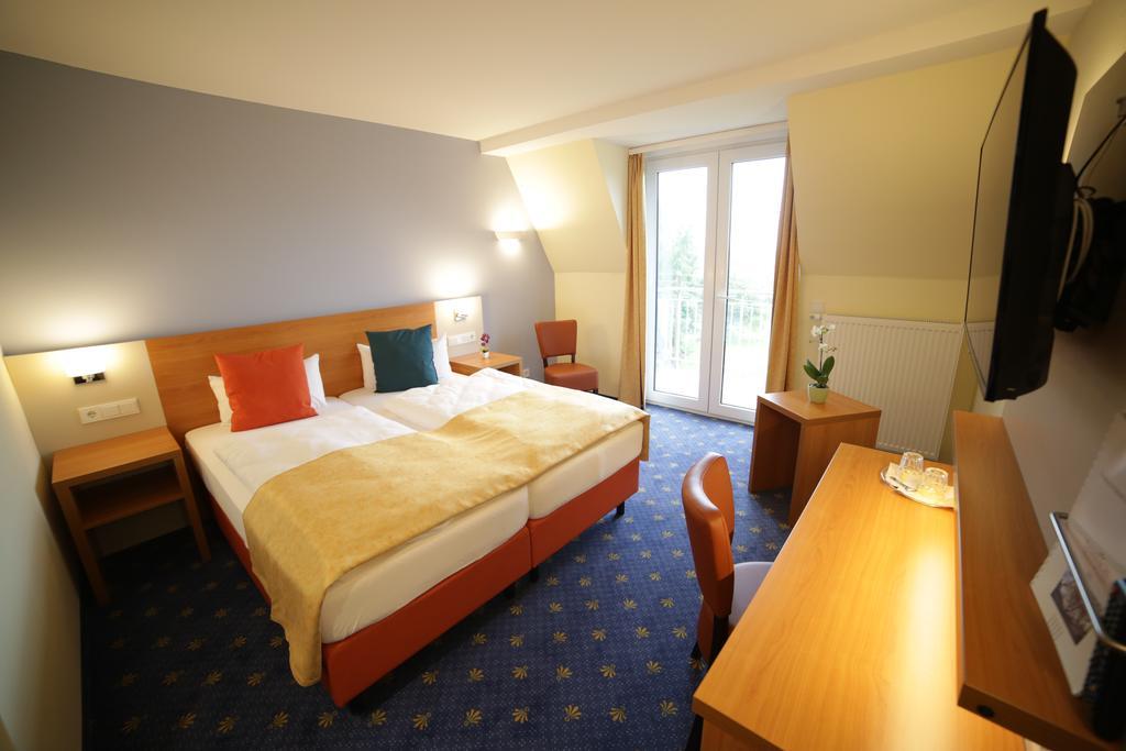 Berghotel Tambach Luaran gambar