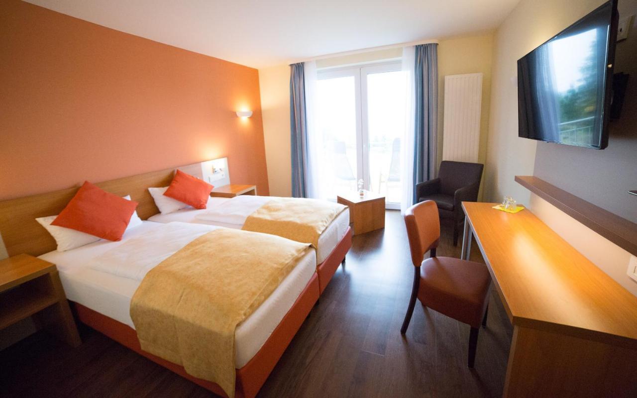 Berghotel Tambach Luaran gambar